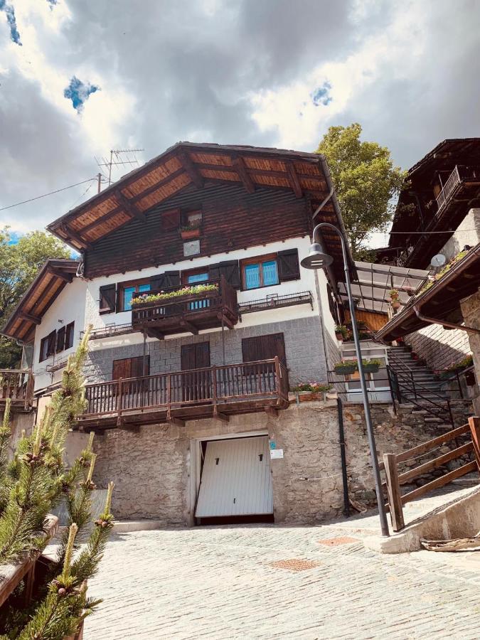 Piccola Residenza Apartment Champoluc Exterior photo